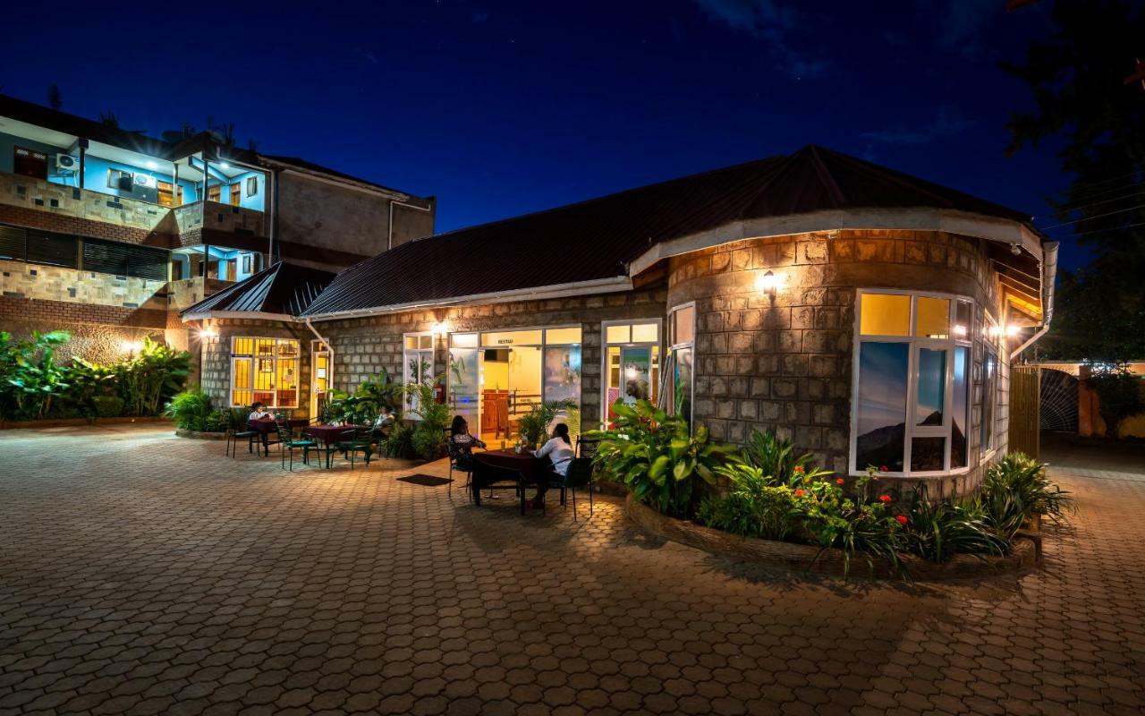 Mrimba Palm Hotel Аруша Екстер'єр фото