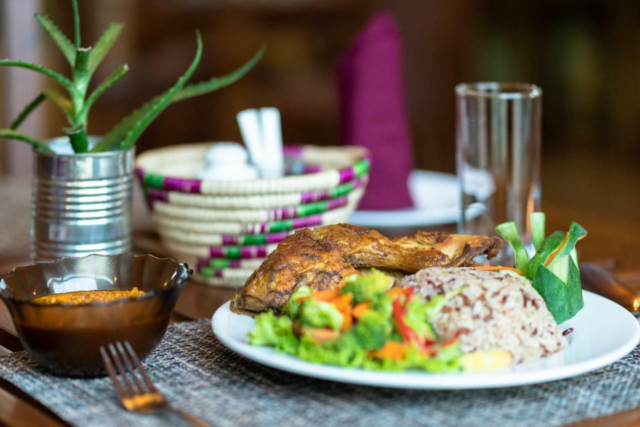 Mrimba Palm Hotel Аруша Екстер'єр фото